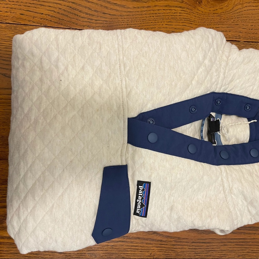 Patagonia Women’s Organic Cotton Quilt Snap- T Pullover